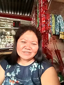 Snapshot of Mari_fvcks chatting on October 6, 2025, 9:56 pm Mari fvcks online show from October 6, 2025, 9:56 pm