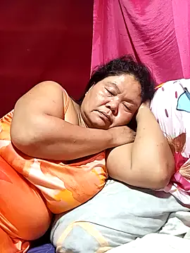 Snapshot of Mari_fvcks chatting on October 7, 2025, 4:04 pm Mari fvcks online show from October 7, 2025, 4:04 pm