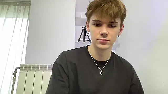 Milk Guy online show from October 21, 2025, 11:33 am