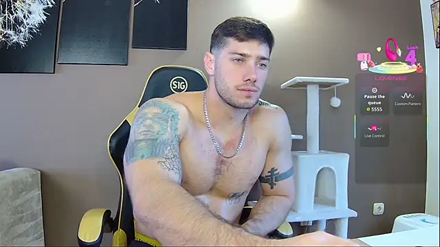 Snapshot of Jason_theGreat chatting on October 29, 2025, 1:13 pm Jason theGreat online show from October 29, 2025, 1:13 pm