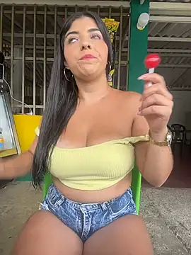 Isaa-Sweet online show from March 17, 2026, 3:48 pm