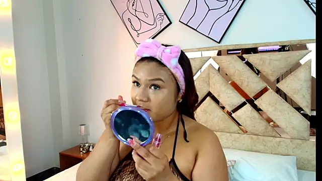 IamSofi Saenz online show from September 16, 2025, 3:18 am