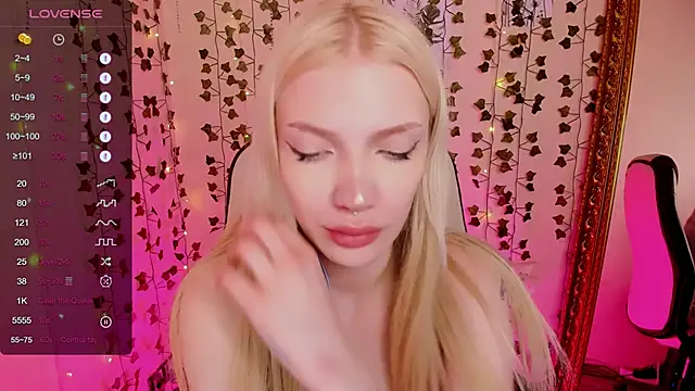 Snapshot of AnyaTaylor_ chatting on February 21, 2026, 8:15 am AnyaTaylor online show from February 21, 2026, 8:15 am