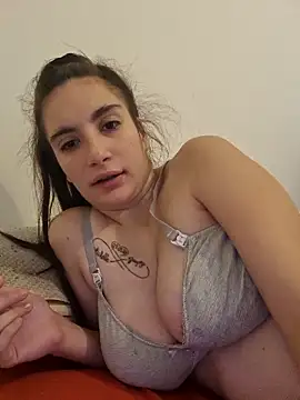 Michou02xXx online show from November 23, 2025, 8:03 am