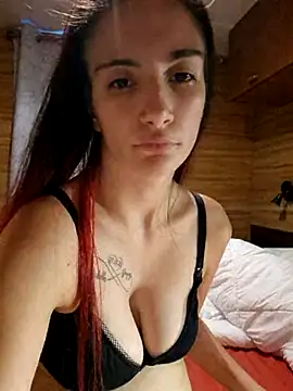 Snapshot of Michou02xXx chatting on July 2, 2026, 7:31 pm Michou02xXx online show from July 2, 2026, 7:31 pm