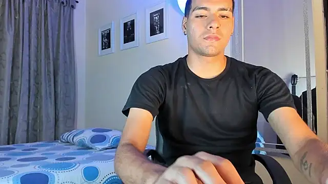 TeamPorn 19 online show from November 19, 2025, 1:49 am