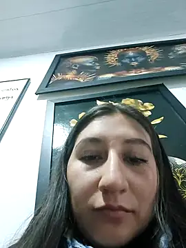 LunaBaby- online show from September 16, 2025, 11:11 am