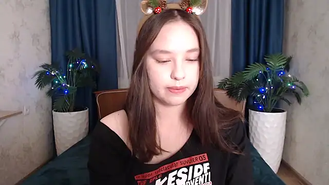 PureLedy online show from December 15, 2025, 12:59 am