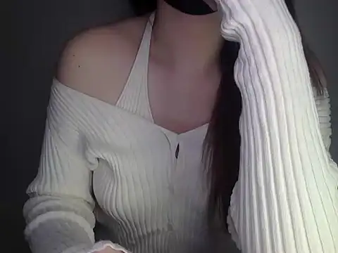 Mia 8 online show from April 9, 2026, 5:29 pm