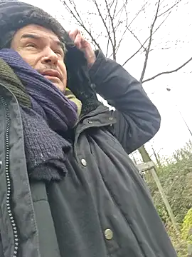 Snapshot of twitshe chatting on February 17, 2026, 11:29 am twitshe online show from February 17, 2026, 11:29 am