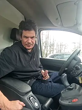 Snapshot of twitshe chatting on February 18, 2026, 3:30 pm twitshe online show from February 18, 2026, 3:30 pm