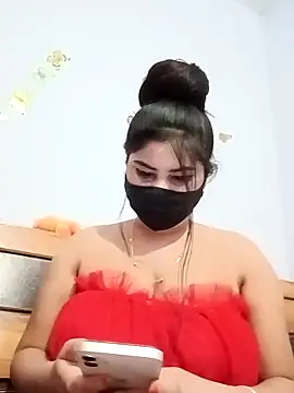 Hot-Soniya733 online show from April 5, 2026, 8:06 pm