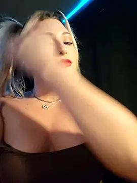 Blondie Sasha online show from September 23, 2025, 6:44 pm