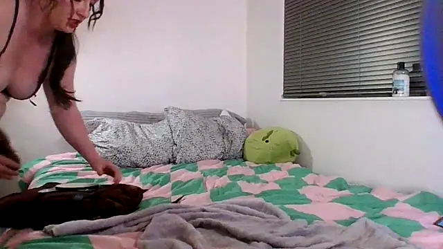 pppawg online show from April 10, 2026, 4:28 am