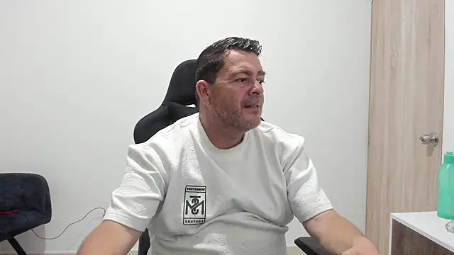 massimo dannger online show from September 28, 2025, 10:31 am