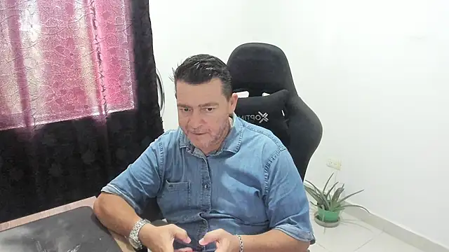 massimo dannger online show from October 20, 2025, 5:24 pm