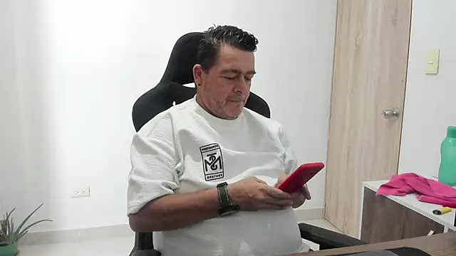 massimo dannger online show from October 29, 2025, 8:21 pm