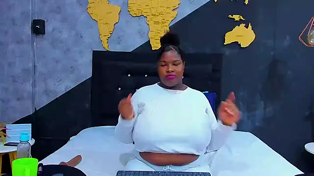 Maiam  Rossi online show from October 7, 2025, 1:30 pm