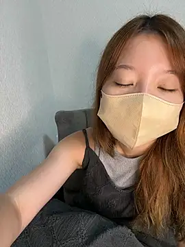 Snapshot of yuuhichan chatting on October 13, 2025, 3:45 pm yuuhichan online show from October 13, 2025, 3:45 pm