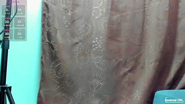 scarlett mask online show from September 8, 2025, 7:57 pm