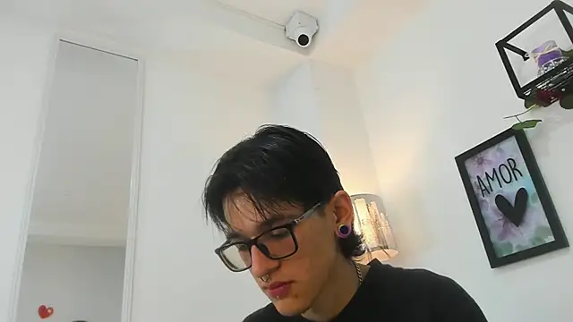 JAX25 OS online show from October 4, 2025, 7:45 pm