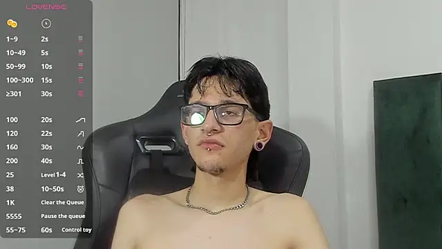 JAX25 OS online show from October 26, 2025, 8:04 pm