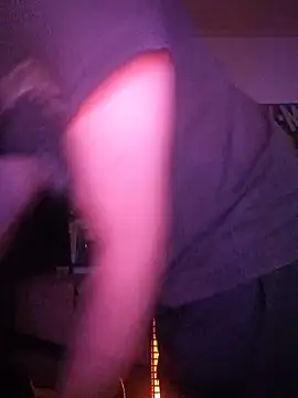 Facummmmmmmmmm online show from May 13, 2026, 2:31 am