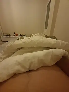 caddevecadde online show from October 18, 2025, 2:36 am