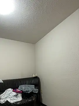 Maxtaylor18 online show from November 20, 2025, 2:34 am