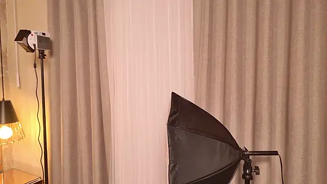 Snapshot of gemma_sm chatting on September 26, 2025, 3:10 am gemma sm online show from September 26, 2025, 3:10 am