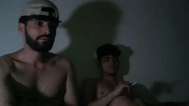 young swisscouple online show from March 26, 2026, 4:23 pm