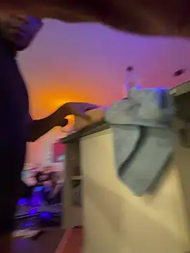 Snapshot of shaker75019paris chatting on February 8, 2026, 5:16 pm shaker75019paris online show from February 8, 2026, 5:16 pm