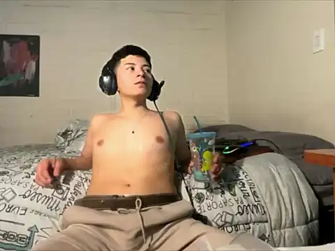 feeelipe2007 online show from September 9, 2025, 10:15 am