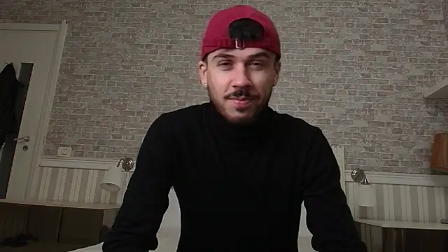 Snapshot of JonahShaw chatting on October 21, 2025, 4:24 am JonahShaw online show from October 21, 2025, 4:24 am