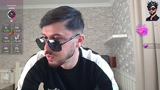 Snapshot of JonahShaw chatting on October 30, 2025, 5:20 am JonahShaw online show from October 30, 2025, 5:20 am