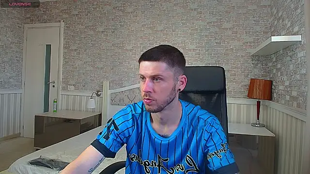 JonahShaw online show from June 29, 2026, 4:30 am