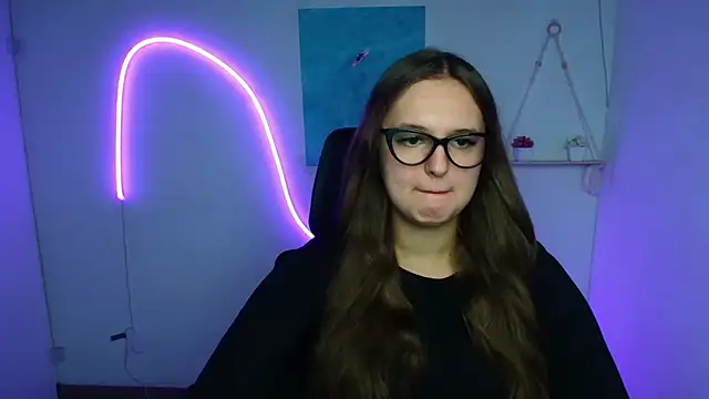 Aurora White online show from October 24, 2025, 11:17 am