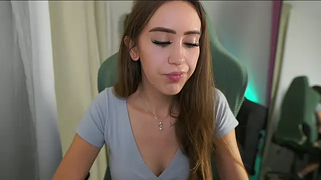 anabell055 online show from September 14, 2025, 8:35 am