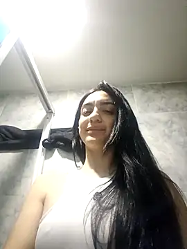 selena rous online show from September 14, 2025, 4:33 am