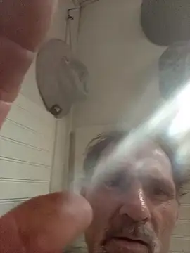 Southerngent1979 online show from October 12, 2025, 4:44 am