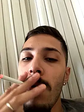 henriquexz244 online show from January 10, 2026, 7:04 pm