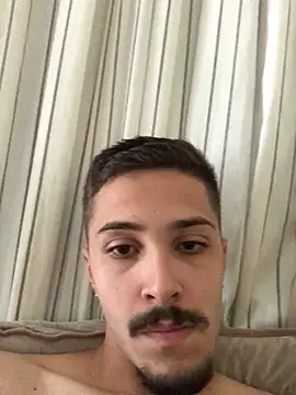 henriquexz244 online show from January 12, 2026, 6:57 pm