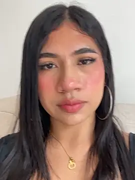 LiaSaenz27 online show from September 18, 2025, 3:25 pm