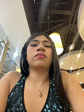 LiaSaenz27 online show from October 8, 2025, 2:25 pm