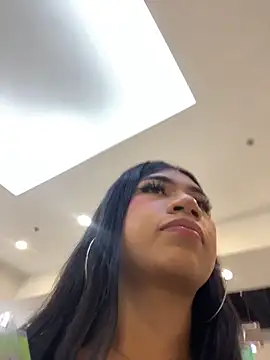 LiaSaenz27 online show from October 24, 2025, 3:08 pm