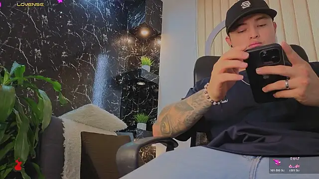 Alexander ferre online show from January 19, 2026, 1:15 pm