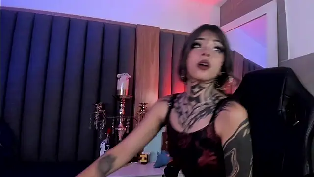 misstomie  online show from March 27, 2026, 6:41 am