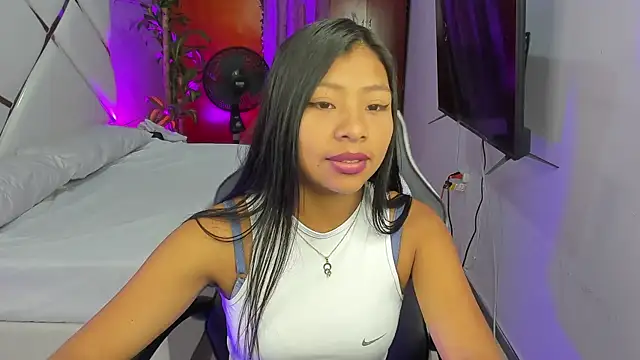 ValeriaJacobs online show from September 27, 2025, 2:44 pm