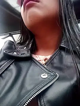 ValeriaJacobs online show from October 9, 2025, 11:52 am