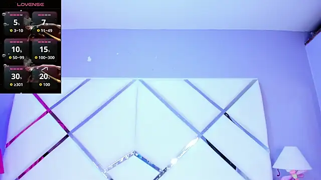 ValeriaJacobs online show from November 4, 2025, 12:26 pm